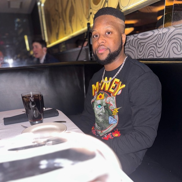 Meet your Posher, Fernando - Picture 1 of 1